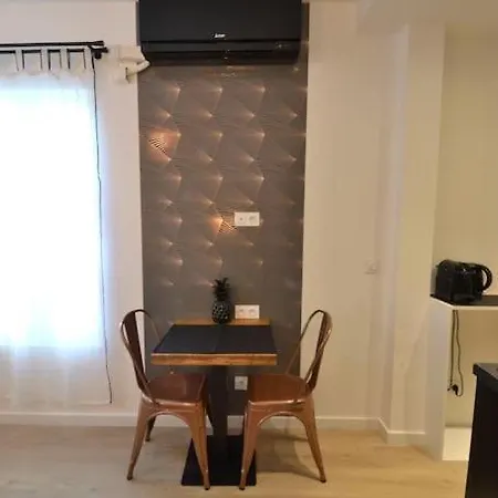 Double Divine Sun&moon Canal St Martin Appartement
