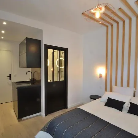 Appartement Double Divine Sun&moon Canal St Martin Paris