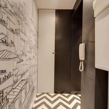 Appartement Double Divine Sun&moon Canal St Martin Paris
